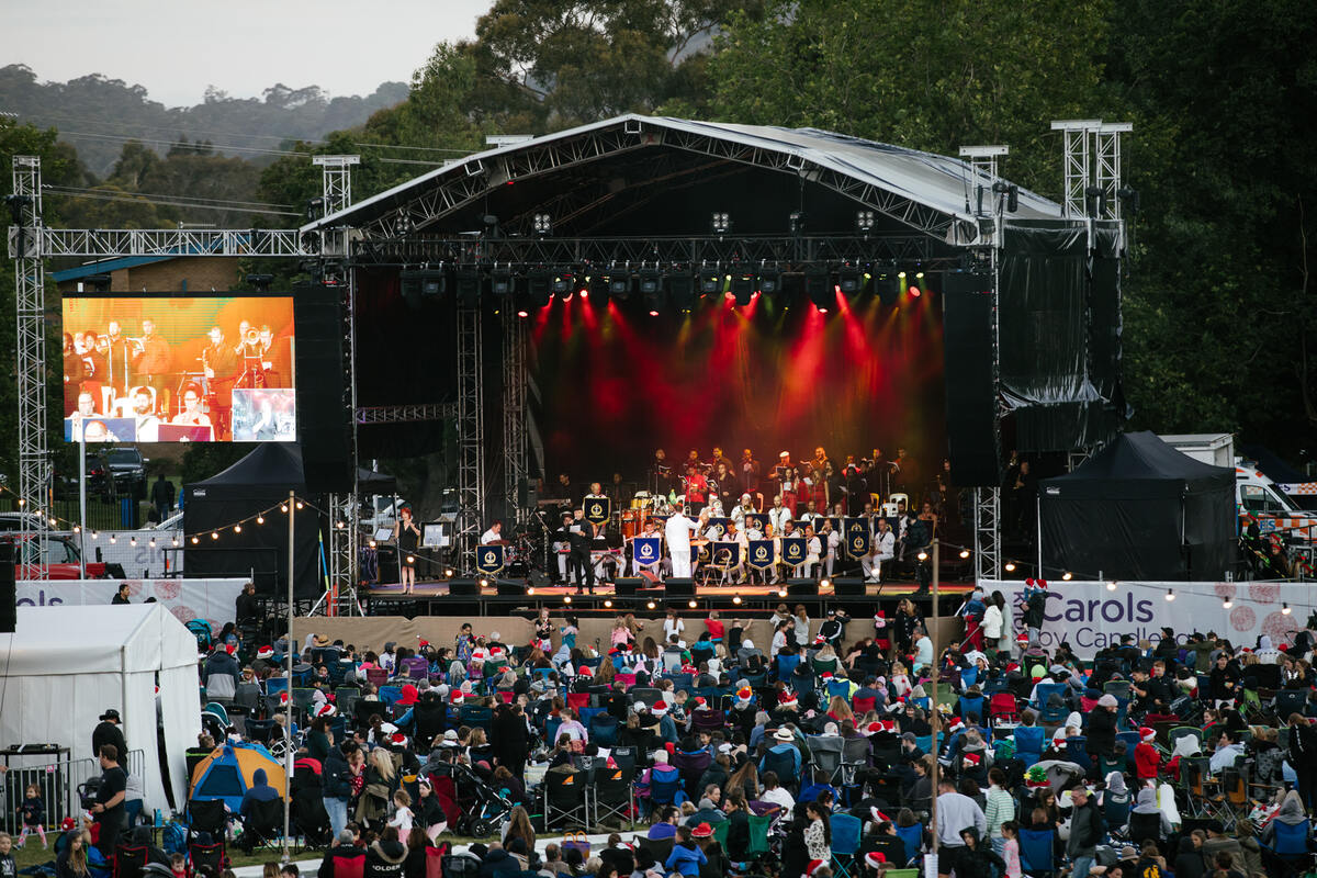 Knox Carols by Candlelight Knox Knox Carols by Candlelight Knox
